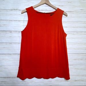Halogen Red Scalloped Back Buttons Tank Top - Petite Medium